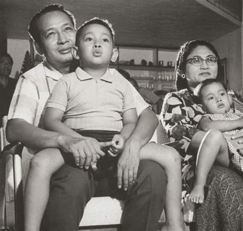 Nostalgia Keluarga Cendana: Soeharto, Bu Tien, Tommy, dan Mamiek - GenPI.co