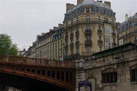 Pont Au Double - Paris - Pentax User Photo Gallery