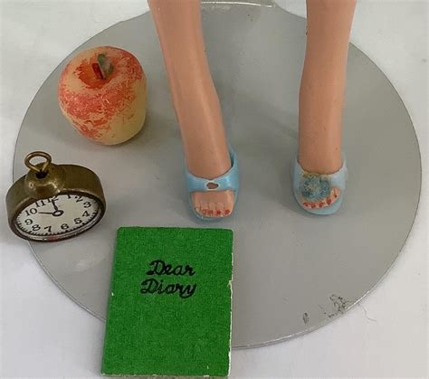 Lot Blonde Bubblecut Barbie Marked Midge Barbie Patented Doll Wears 973 Sweet Dreams