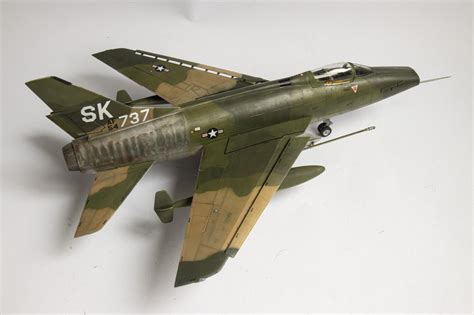 Trumpeter 1 48 F 100C Super Sabre IModeler