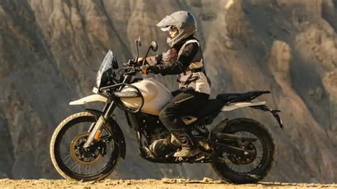 Royal Enfield Himalayan 452 Tampil Beda Usung Mesin Baru Dan Fitur