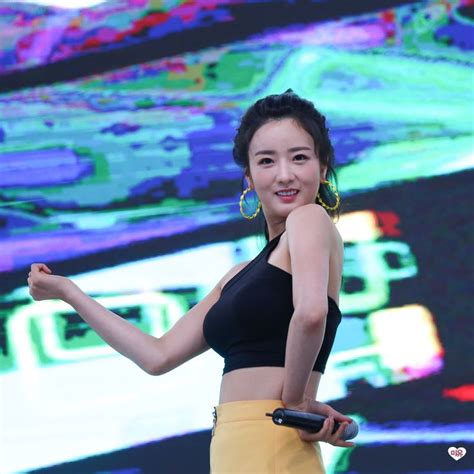 7 Hot Sexy Bomi Bikini Pics