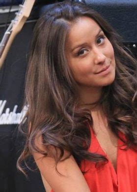 Denise Rosenthal Causa Furor En Bikini Radioactiva