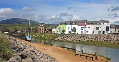 Cottages by the sea in Cumbria and the Lake District