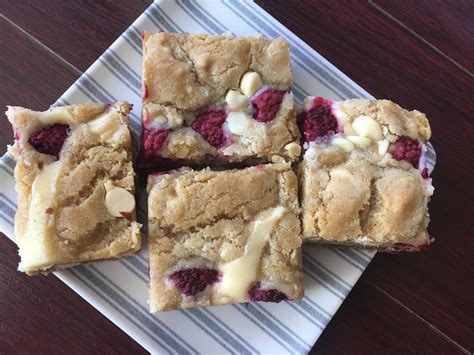 Raspberry White Chocolate Cheesecake Bars Eazy Peazy Lemon Squeezee