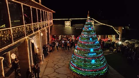 As Enciende La Navidad El Palacio De Canedo Y Estrena Iluminaci N