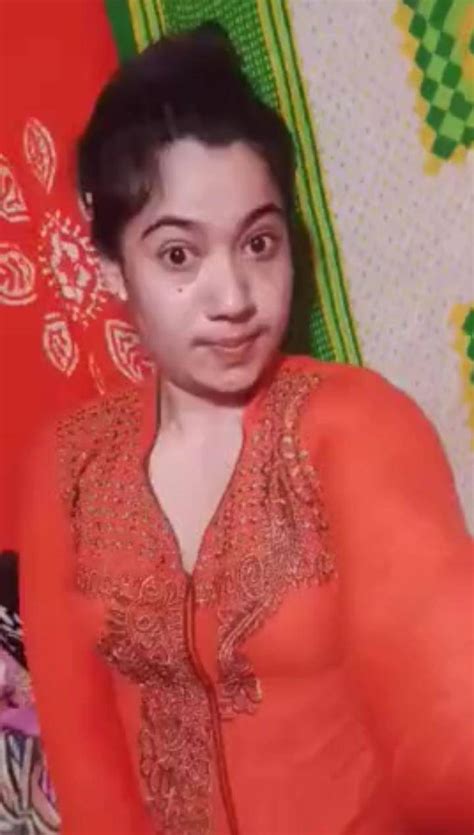 Bangladeshi Unseen Hot Pic Link Comment Scrolller