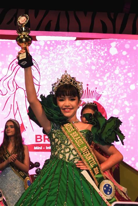 Mato Grossense De Anos Paloma Fernandes Vence Final Do Miss Brasil