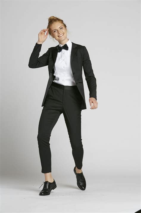 Womens Wedding Suit In Black The Groomsman Suit Tuxedo Women