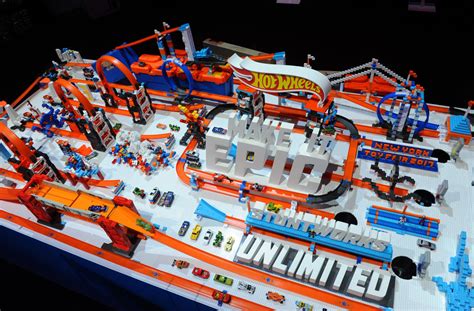 J J Abrams Bad Robot To Produce Hot Wheels Movie At Warner Bros