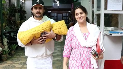 New Parents Shoaib Ibrahim And Dipika Kakar Clicked At Bandra Clinic