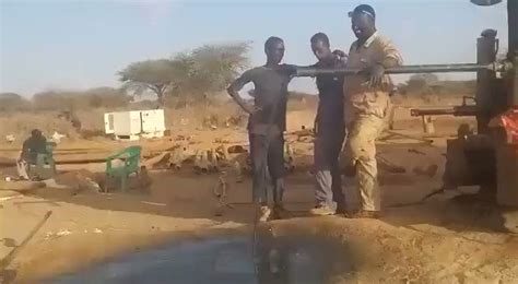 Africa Archives On Twitter Somali Workers Discover Oil While