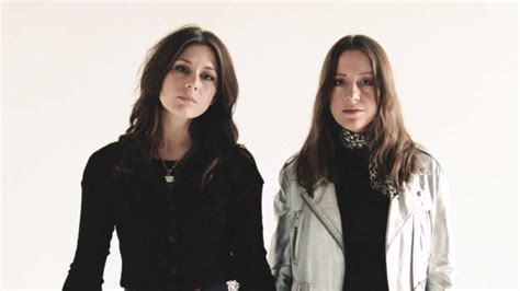 Larkin Poe Release Video For Cathartic Soul Blues Anthem Strike Gold