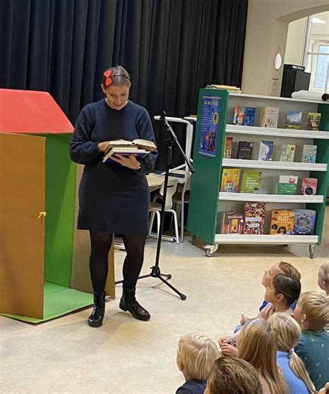 Opening Kinderboekenweek Bij Mij Thuis Basisschool De Viersprong