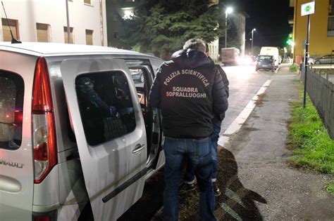 Arezzo Lite Familiare Colpi Di Pistola Contro Un Uomo Di 44 Anni