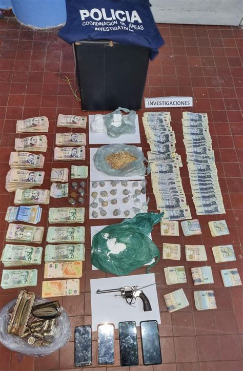 Policía Desmanteló 2 “bocas” De Venta De Drogas En Barrio Andresito