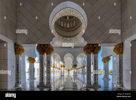 Sheikh Zayed Grand Mosque Scheich Zayid Moschee Abu Dhabi Stock Photo