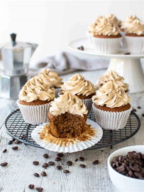 Easy And Moist Coffee Cupcakes