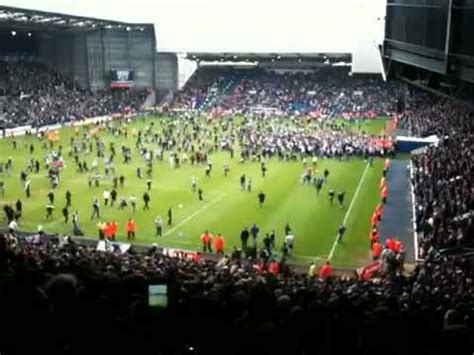 West Brom Pitch Invasion Youtube