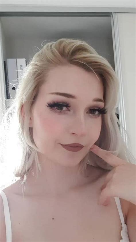 Blonde Beginners Ahegao Scrolller