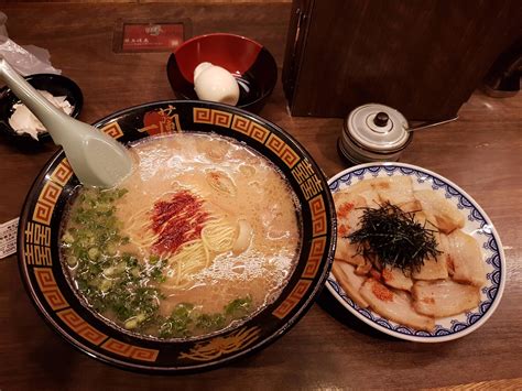 I Ate Tonkotsu Ramen With Extra Thick Broth Extra Oil And Extra Char