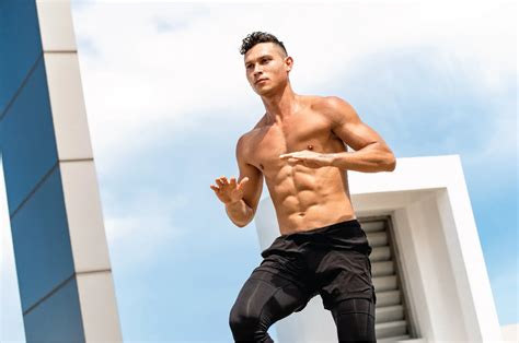 5 Hal Yang Diperhatikan Agar Otot Perut Six Pack