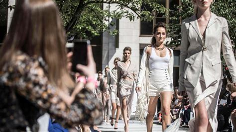 Frankfurt Fashion Week Chance Als Modestadt