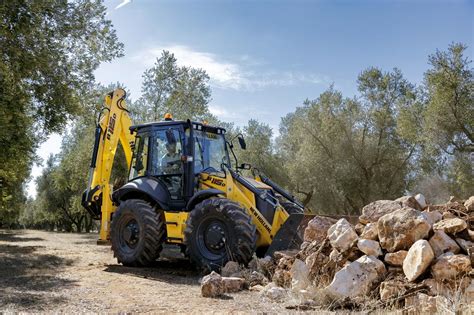 abolsamia New Holland série D novas funções e mais espaço