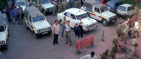 IMCDb Org 1986 Maruti 800 Type I SB308 In Aan Men At Work 2004