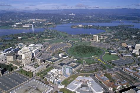 5 Best Hotels in Canberra, Australia, for Every Traveller