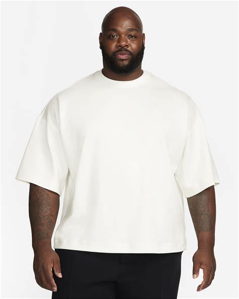 Nike Sportswear Tech Fleece Reimagined Men S Oversized Short Sleeve