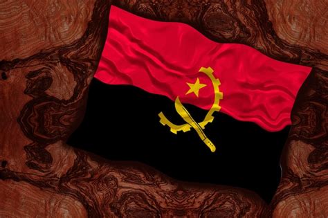 Bandeira Nacional De Angola Fundo Com Bandeira De Angola Foto Premium