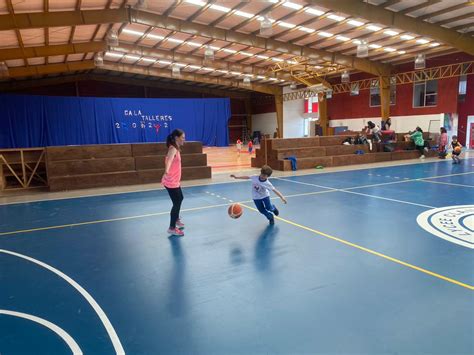 Especial de Básquetbol Últimos Encuentros del Año Lycée Claude Gay OSORNO Colegio