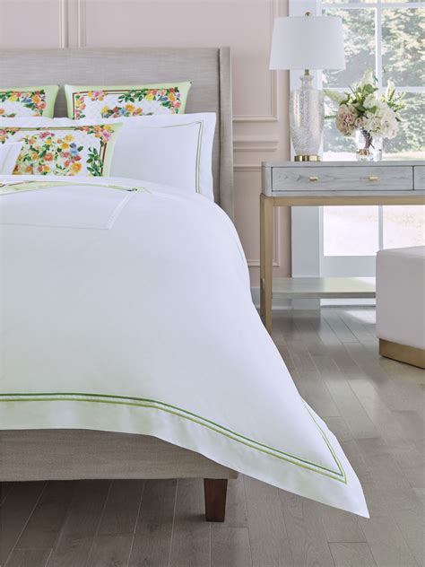 Meet The Sheets – del Adora – Luxurious Linens & Bedding