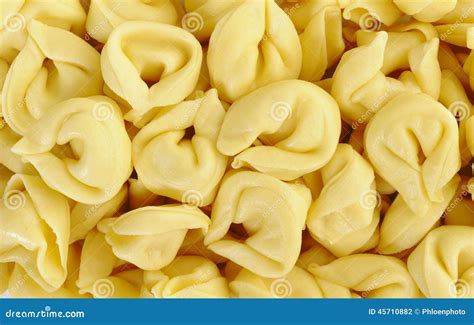 Pastas Italianas Del Tortellini Foto De Archivo Imagen De Cena