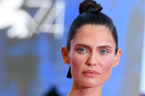 Bianca Balti E Il Tumore La Sua Battaglia Il Taglio E La Cicatrice