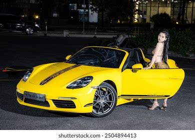 7 652 Bikini Girl Car Royalty Free Images Stock Photos Pictures Shutterstock