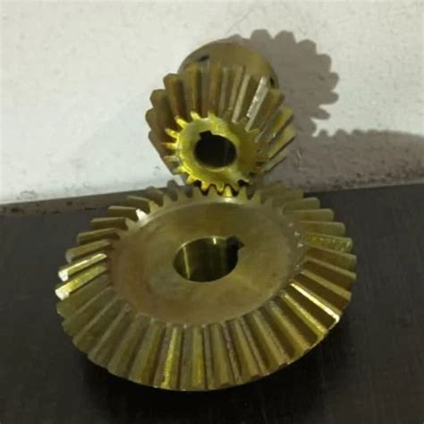 Mild Steel Light Vehicle Industrial Brass Helical Bevel Gear At Rs 1100