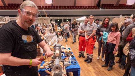 Markt für Handgemachtes und Design Schönes und Selbstgemachtes in den