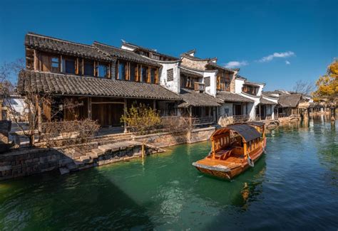 Puyuan Fashion Ancient Town Theme Inn Tongxiang Updated