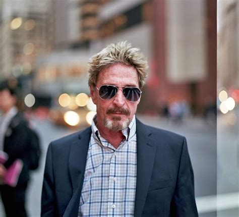 John McAfee encontrado morto na célula espanhola após anúncio de