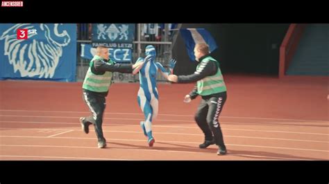 Anouk Welvaart nude pics página 1