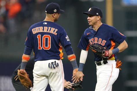 Astros Defeat Phillies To Even World Series The Japan Times