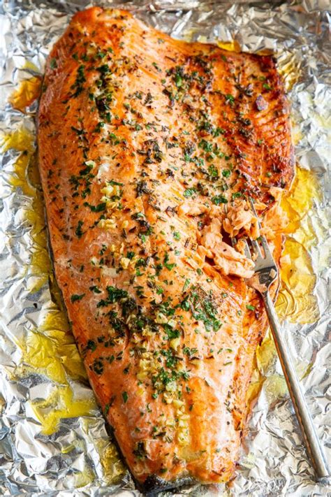 This Baked Salmon In Foil With Garlic Rosemary And Thyme Is Easy And Out Of This Salmon