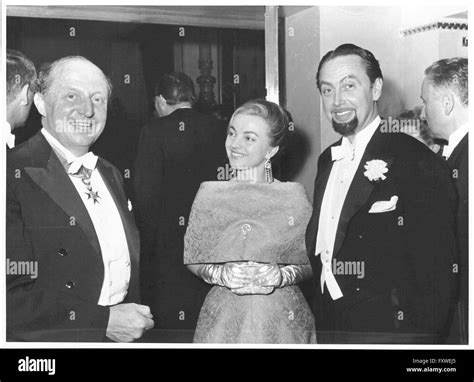 Hans hass hi-res stock photography and images - Alamy