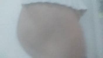 De calça sem calcinha a buceta melada de tesão XVIDEOS