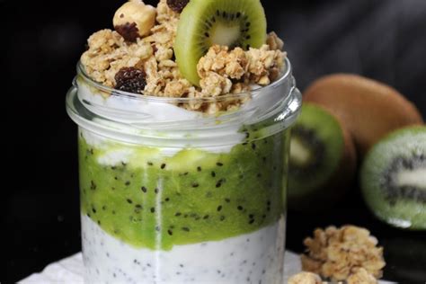 Jogurt Z Chia Kiwi I Granola Moja Qchnia