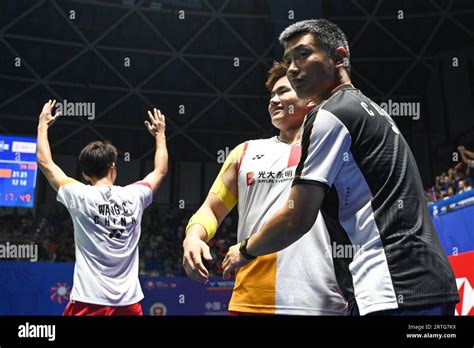 Chinese Badminton Players Liang Weikeng Wang Chang Defeat Malaysian