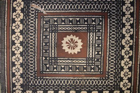 Lot - TAPA CLOTH ON BOARD FIJI AS FOUND