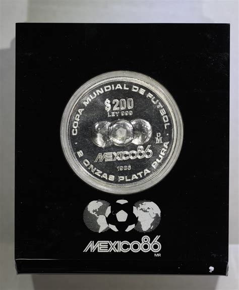 1986 Mexico 200 Pesos 2 Oz Silver 2 Onzas Copa Mundial De Futbol J